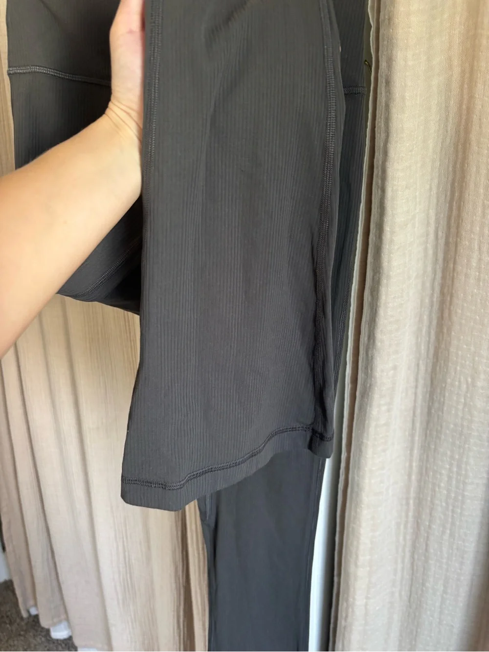 Lululemon Ribbed Flared Leggings- 4 - Picture 3 of 9